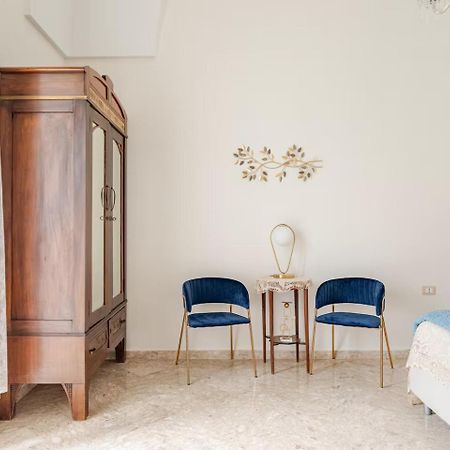 Suite La Terrazza Di Don Peppino Ostuni Exterior photo